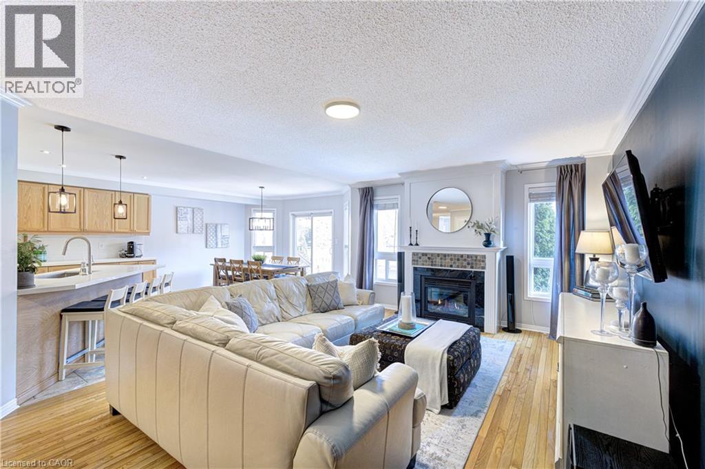 2142 Meadowglen Drive, Oakville, Ontario  L6M 4C8 - Photo 13 - 40815092