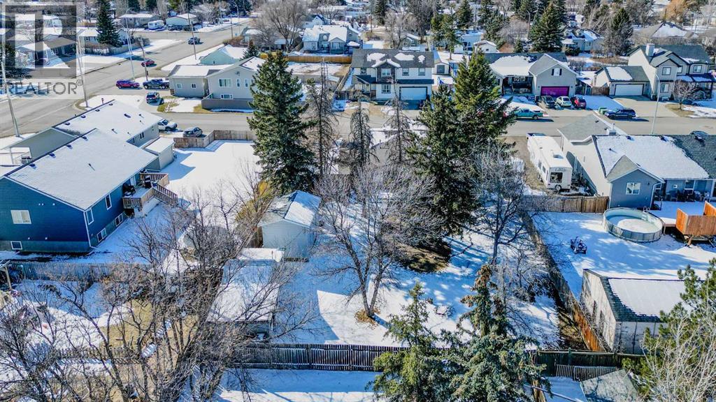 221 N 250 E, Raymond, Alberta  T0K 2S0 - Photo 33 - A2315235