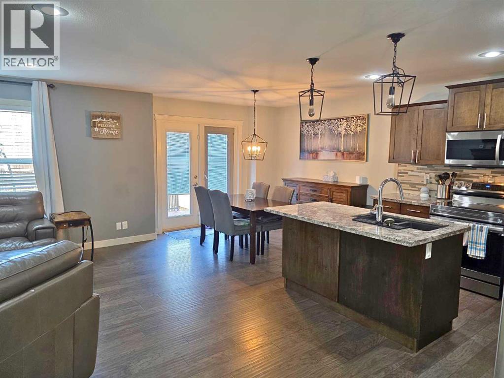 210 Viscount Drive, Red Deer, Alberta  T4R 0M7 - Photo 7 - A2309193