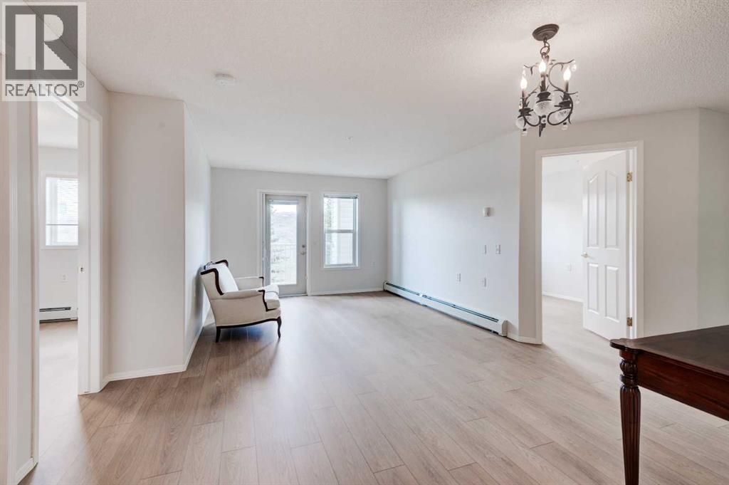 239, 5000 Somervale Court Sw, Calgary, Alberta  T2Y 4M1 - Photo 3 - A2306914