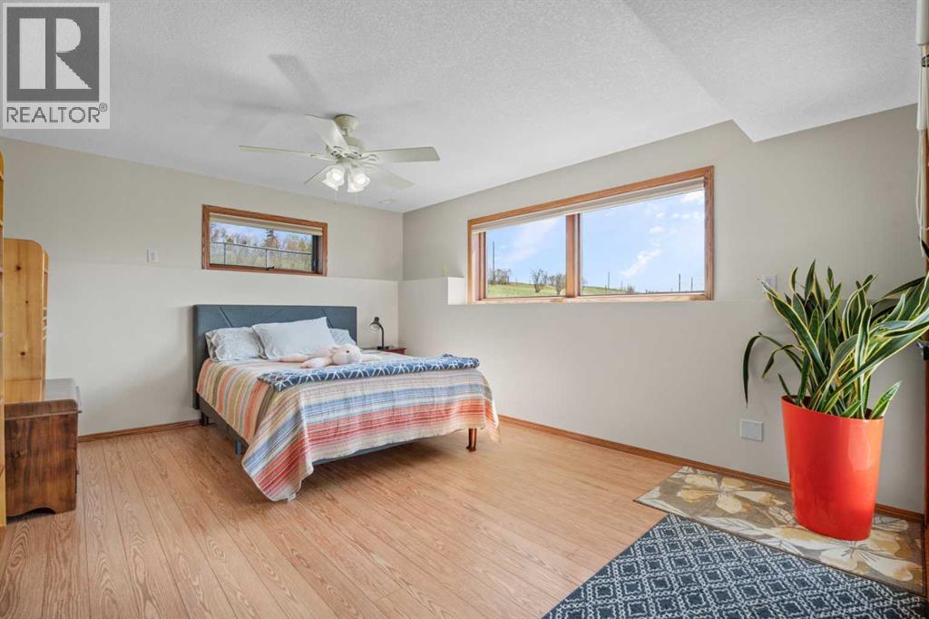 434183 2 Street E, Rural Foothills County, Alberta  T1S 6B3 - Photo 28 - A2309480