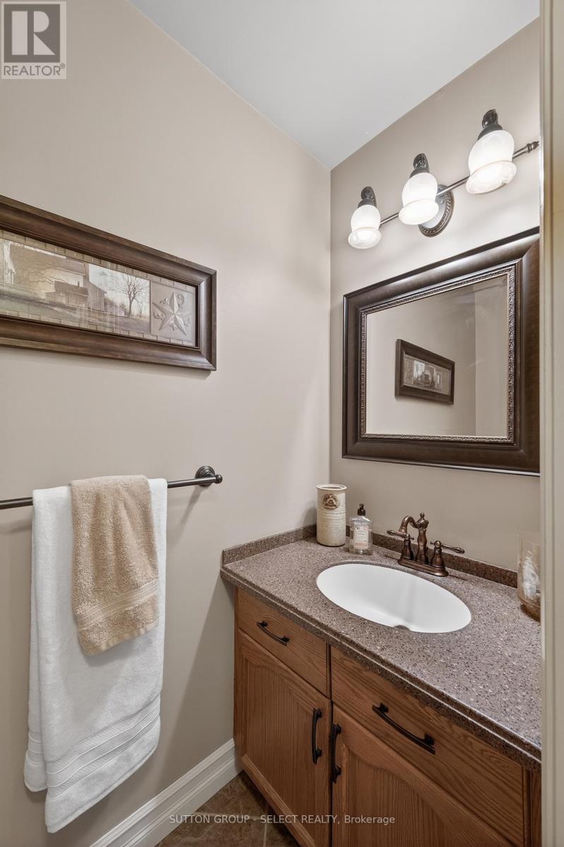 31 Robinson Court, London North, Ontario  N5X 3V3 - Photo 34 - X13194832