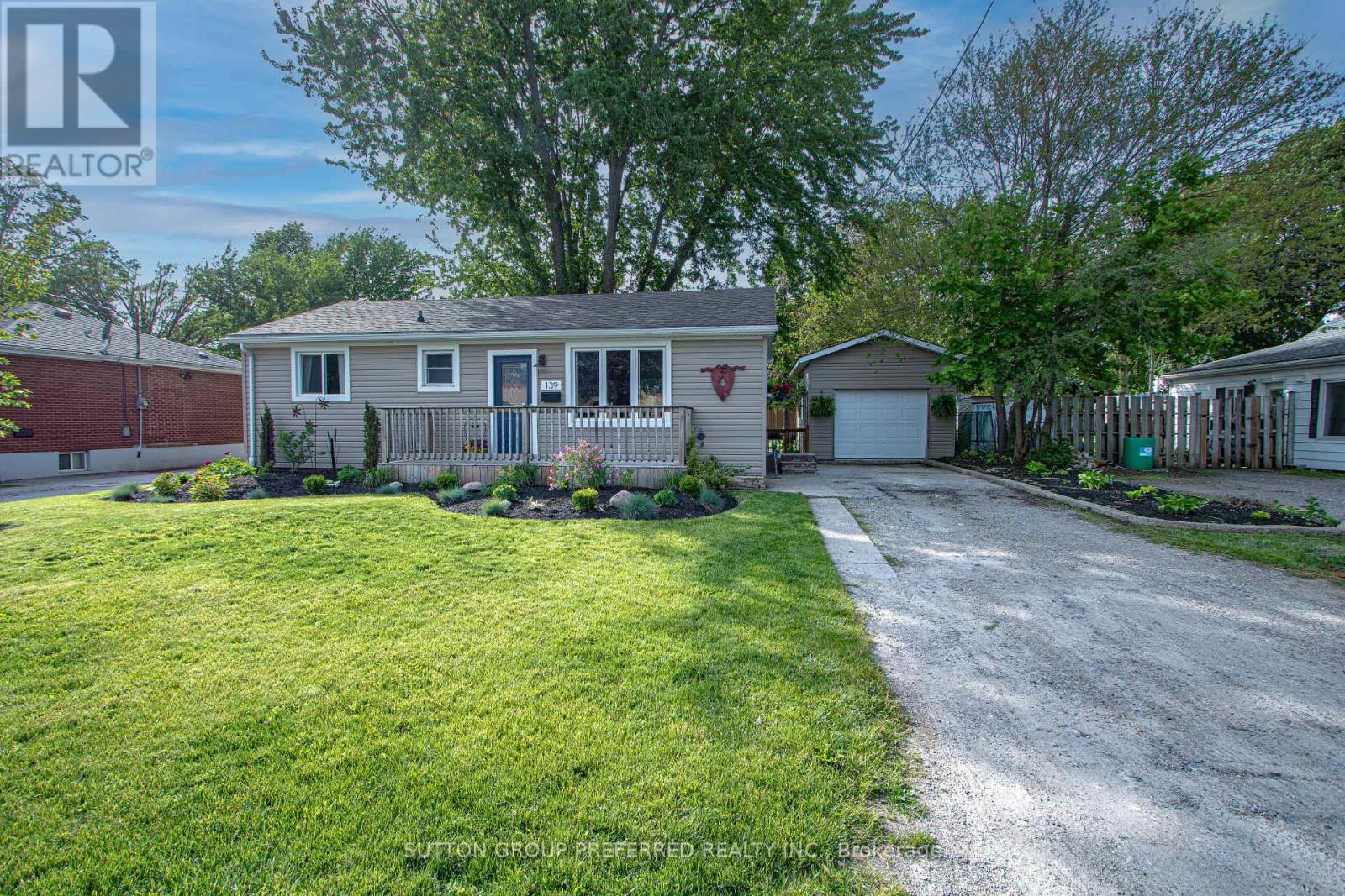 139 Keefer Street, Strathroy-Caradoc, Ontario  N7G 1E1 - Photo 2 - X13195018