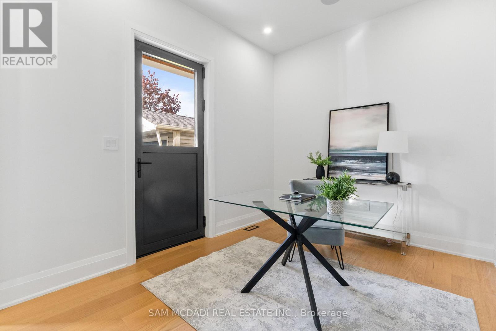 9 Earl Street, Mississauga, Ontario  L5M 1N6 - Photo 15 - W13193604