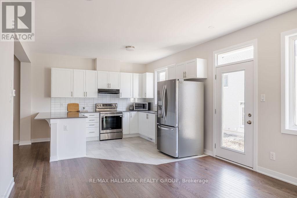 12 Tenuto Lane, Ottawa, Ontario  K1C 7G4 - Photo 14 - X13194754