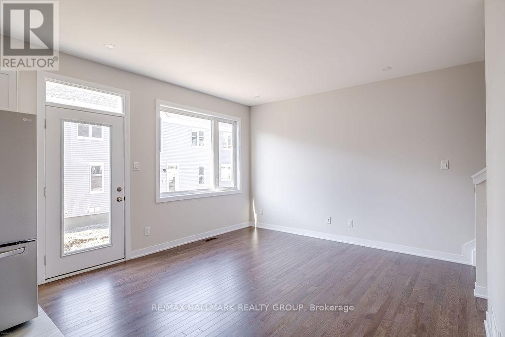 12 Tenuto Lane, Ottawa, Ontario  K1C 7G4 - Photo 15 - X13194754