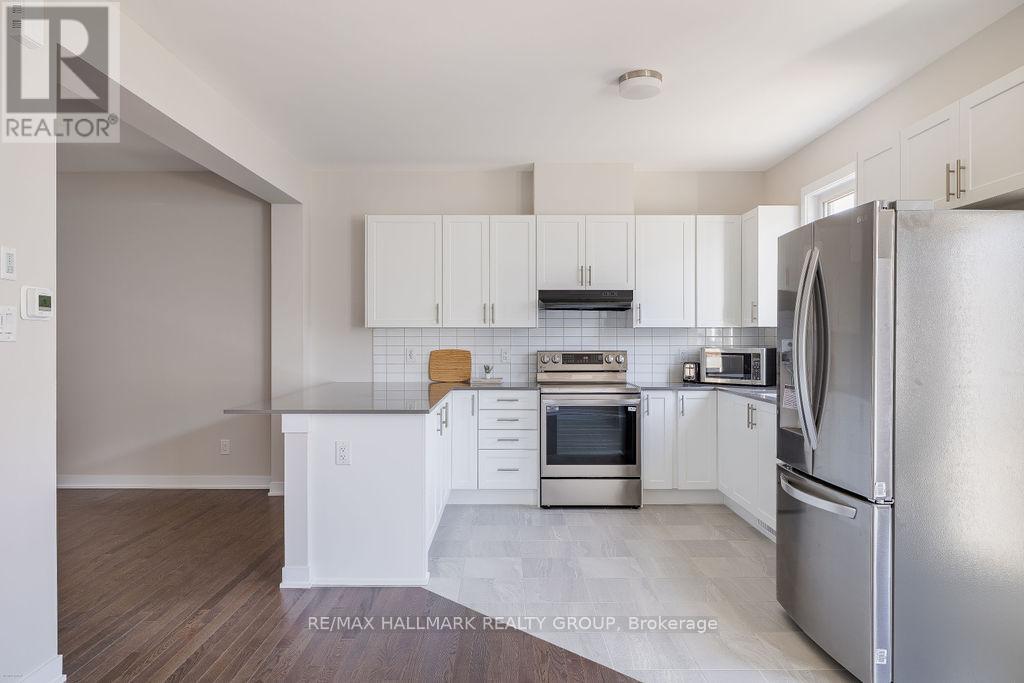 12 Tenuto Lane, Ottawa, Ontario  K1C 7G4 - Photo 9 - X13194754