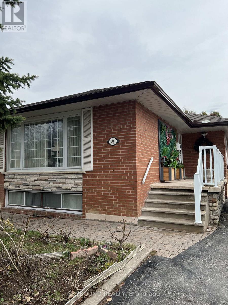 33 Bradstock Road, Toronto, Ontario  M9M 1M9 - Photo 25 - W13050692