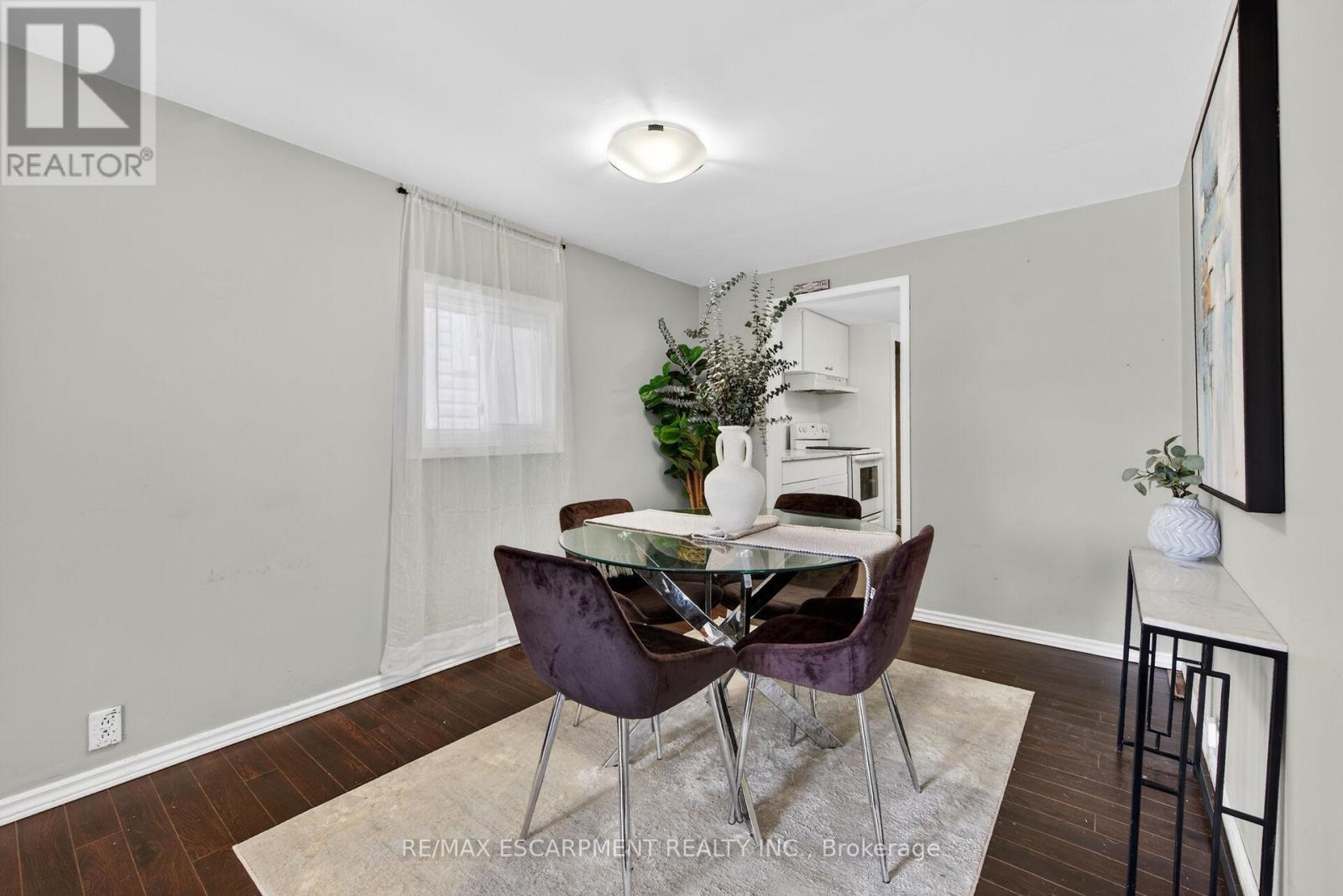 3824 Roxborough Avenue, Fort Erie, Ontario  L0S 1B0 - Photo 8 - X13024590