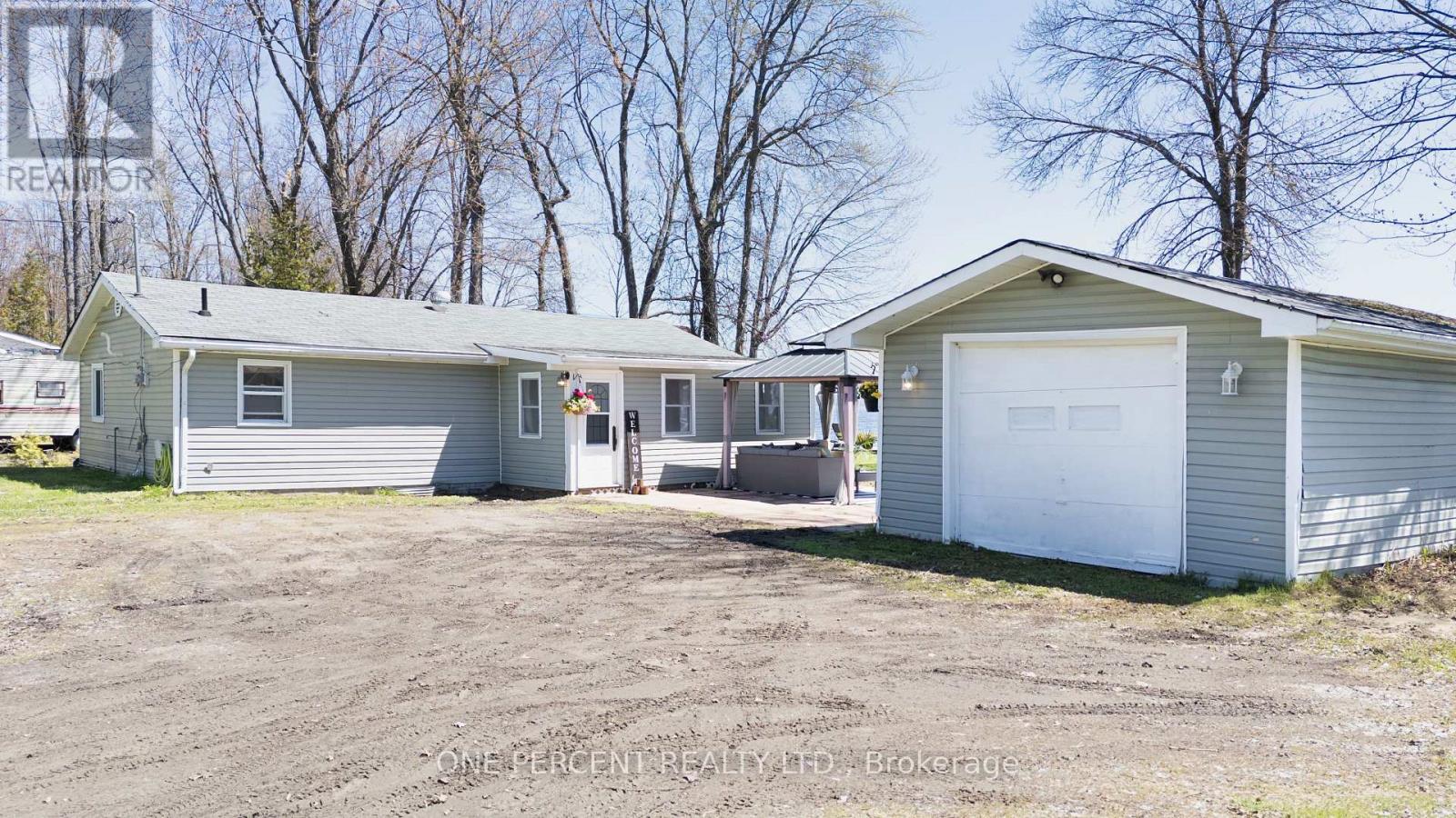 1695 Jocko Point Road, North Bay, Ontario  P1B 8G5 - Photo 2 - X13192996