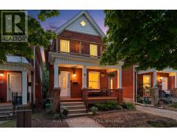 30 DUNDAS STREET, Brantford, Ontario
