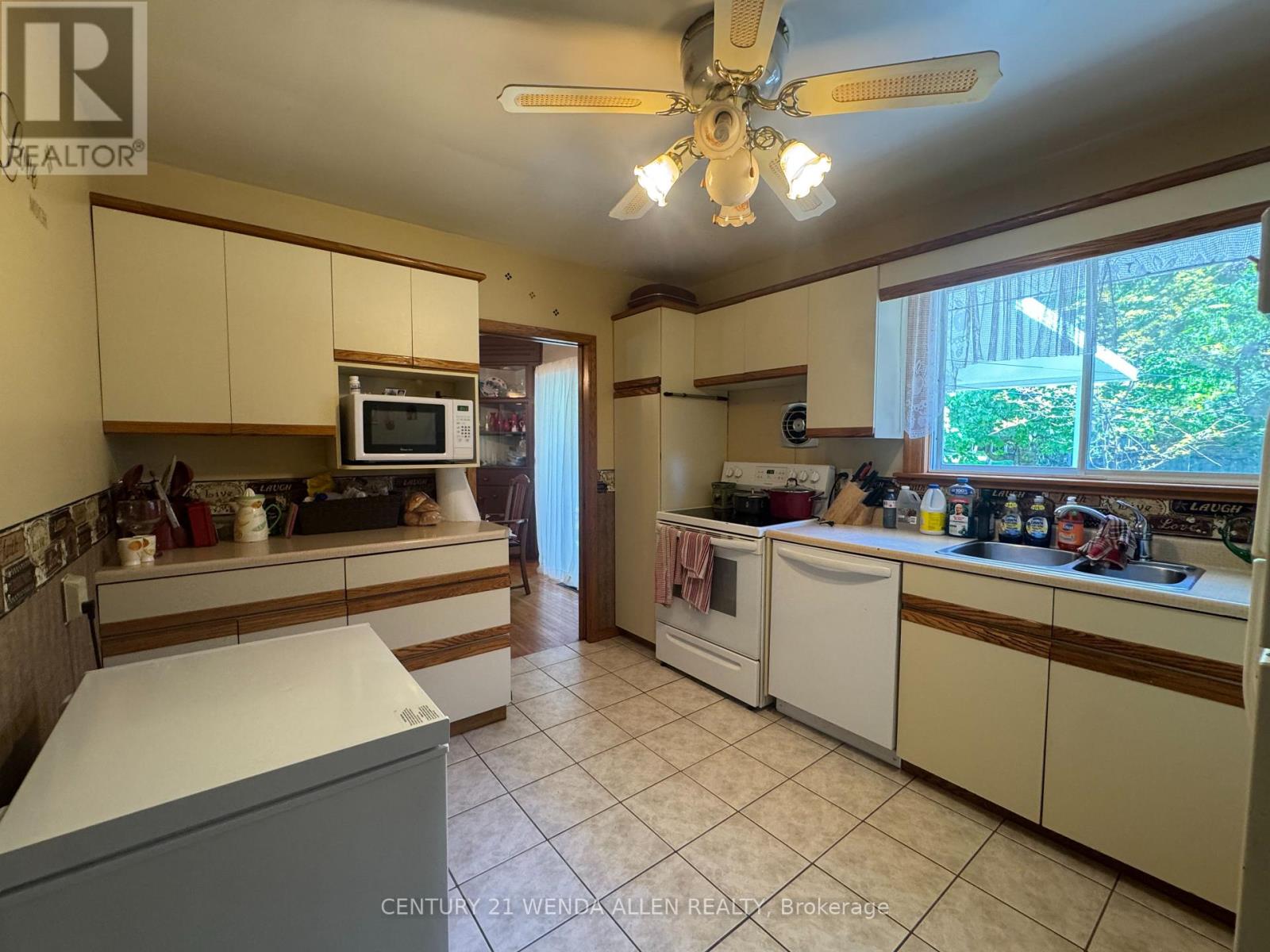 63 Gilbert Street, Belleville, Ontario K8P 3G9 - Photo 12 - X13193698