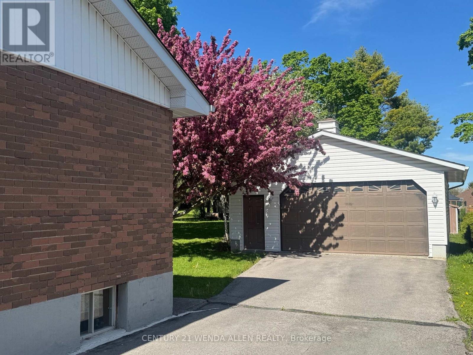 63 Gilbert Street, Belleville, Ontario K8P 3G9 - Photo 4 - X13193698