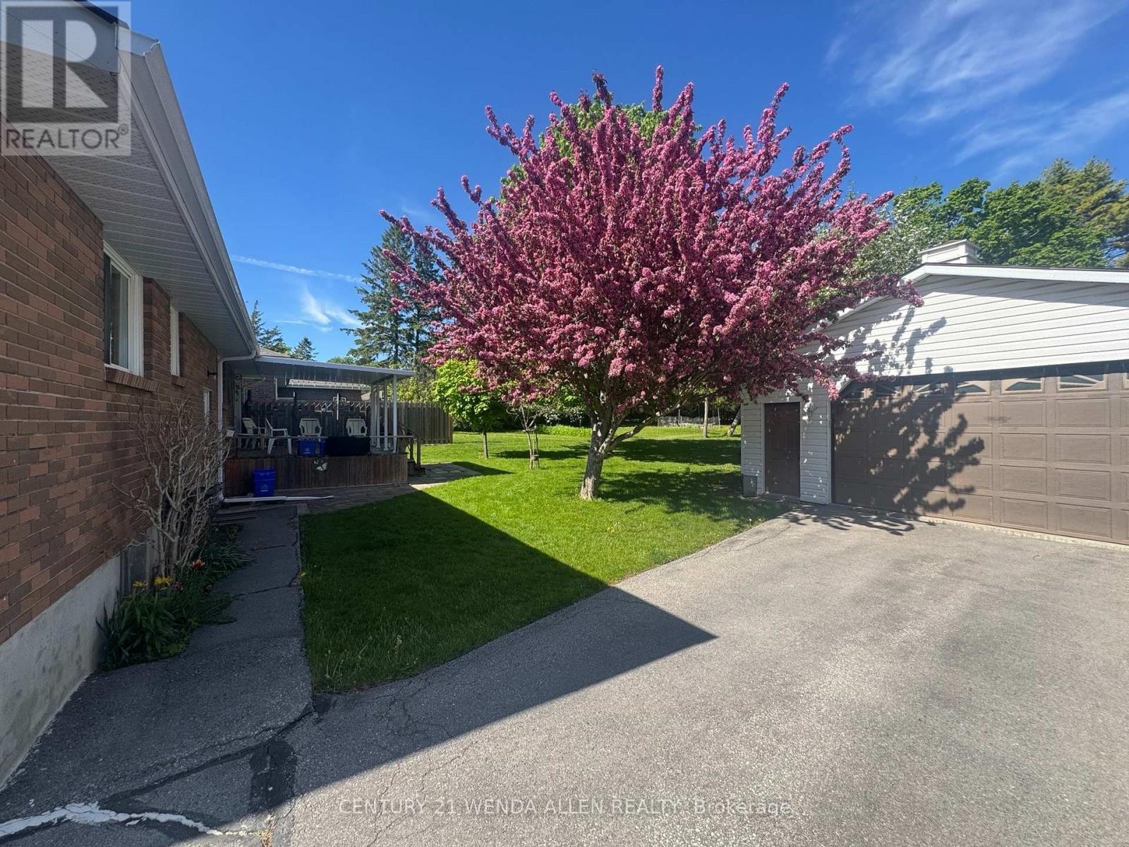 63 Gilbert Street, Belleville, Ontario K8P 3G9 - Photo 5 - X13193698