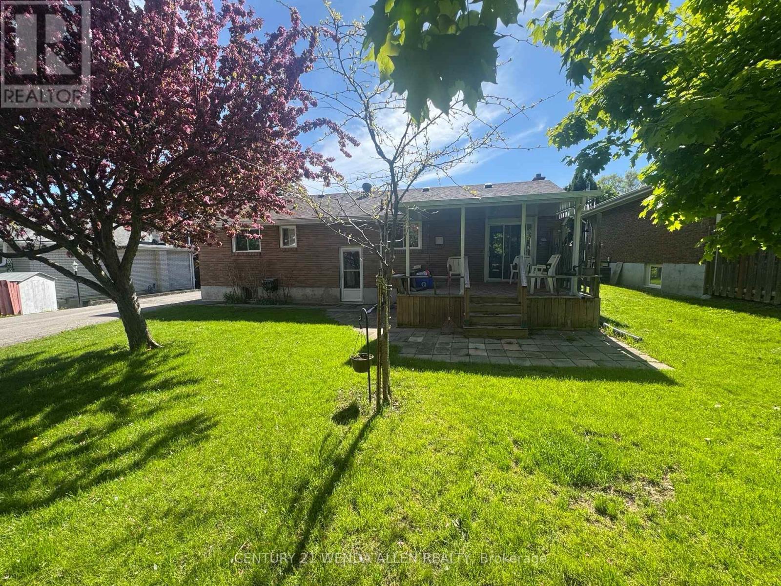 63 Gilbert Street, Belleville, Ontario K8P 3G9 - Photo 7 - X13193698