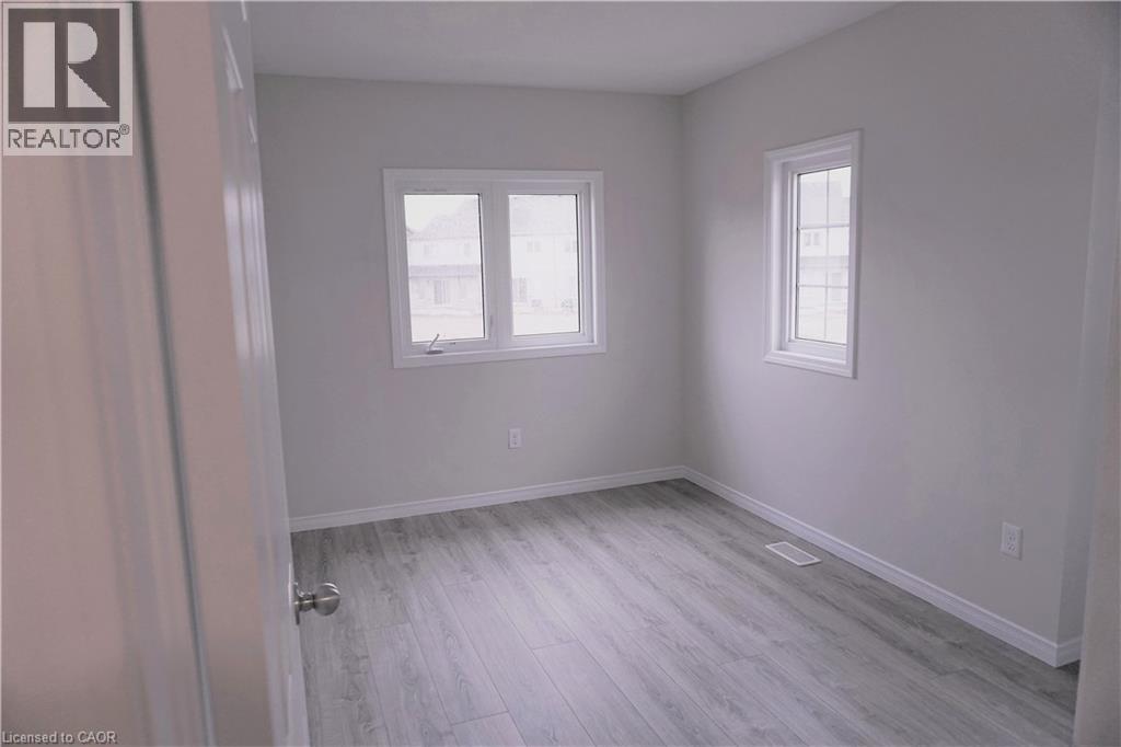54 Netherwood Road, Kitchener, Ontario  N2P 0E4 - Photo 10 - 40833051
