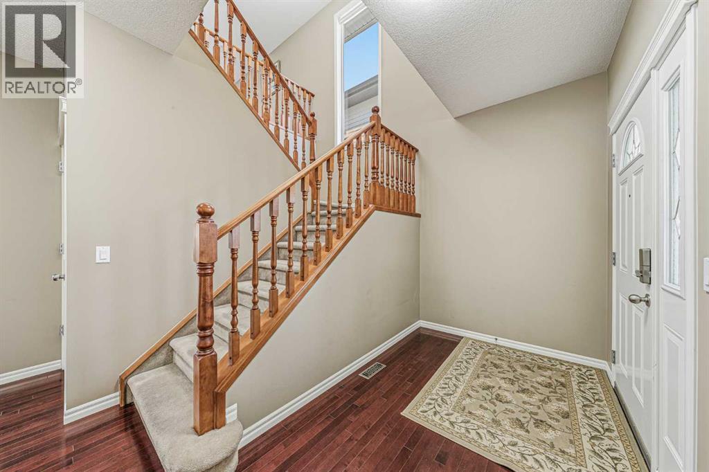 94 Kincora Gardens, Calgary, Alberta  T3R 1R5 - Photo 4 - A2311234