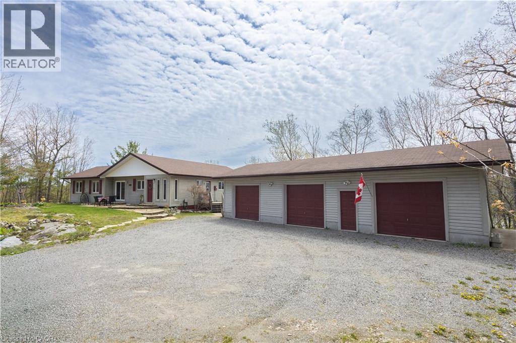 449 Clear Lake Drive, Espanola, Ontario  P5E 1N6 - Photo 3 - 40830788