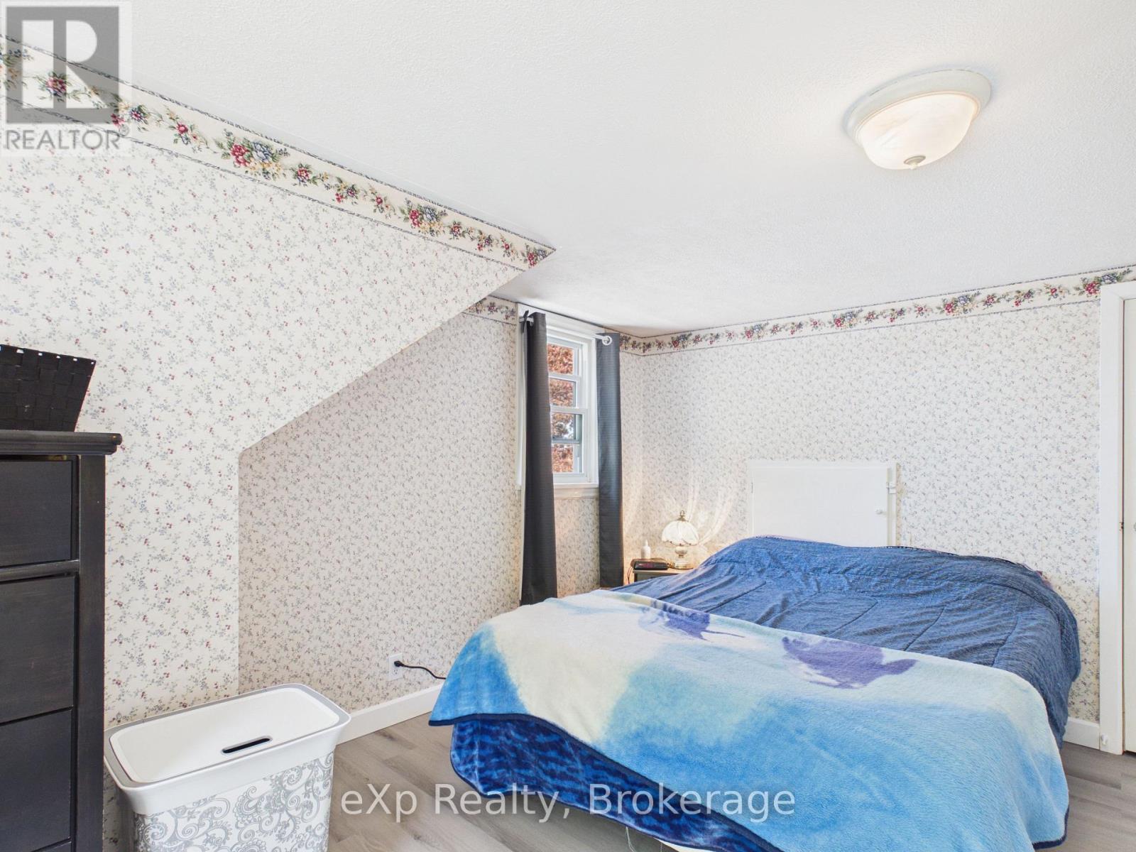 419 Colborne Street, Brockton, Ontario  N0G 2V0 - Photo 17 - X13195060