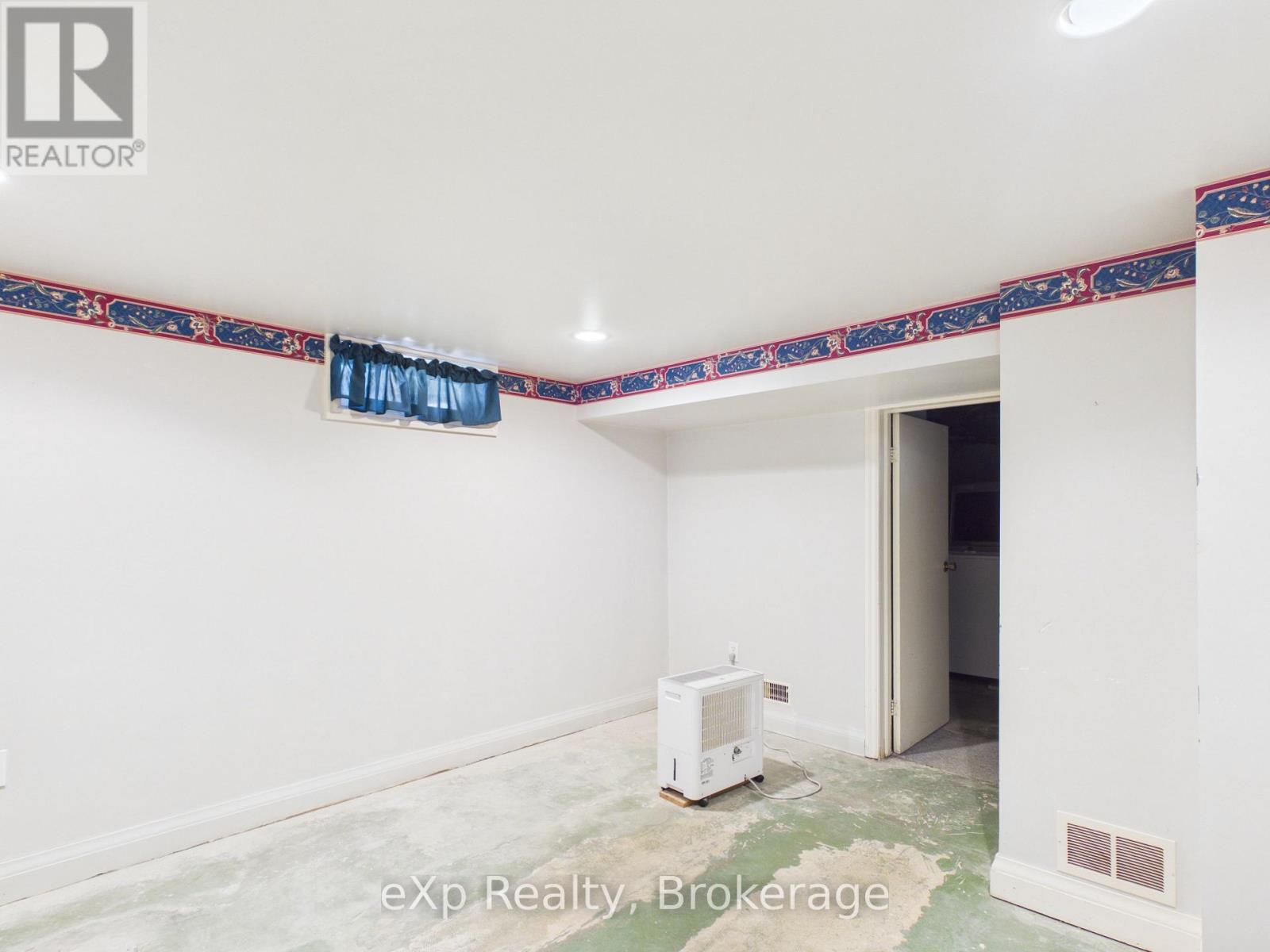 419 Colborne Street, Brockton, Ontario  N0G 2V0 - Photo 21 - X13195060