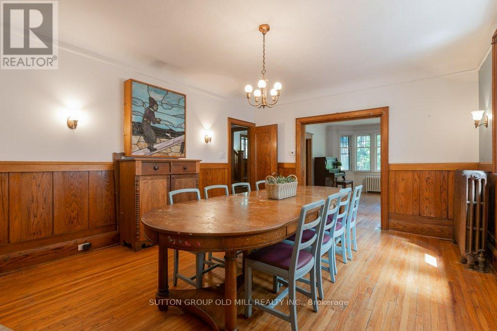 19 Biggar Avenue, Toronto, Ontario  M6H 2N5 - Photo 10 - C13193728