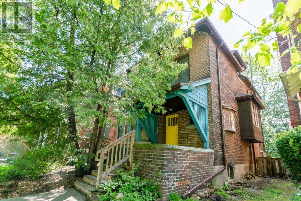 19 Biggar Avenue, Toronto, Ontario  M6H 2N5 - Photo 32 - C13193728