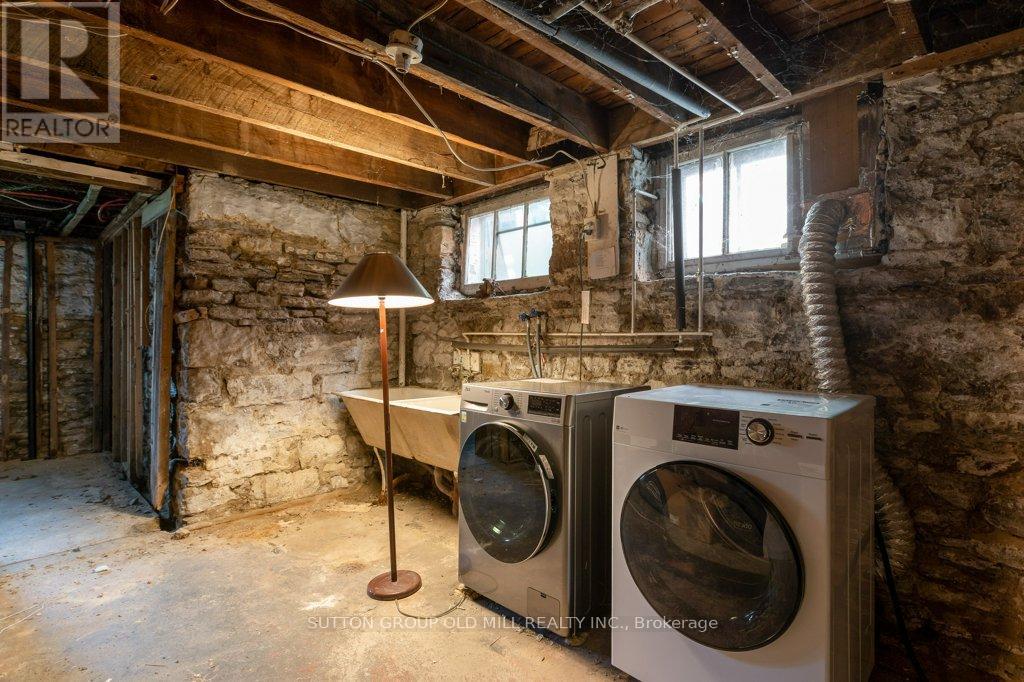 19 Biggar Avenue, Toronto, Ontario  M6H 2N5 - Photo 36 - C13193728