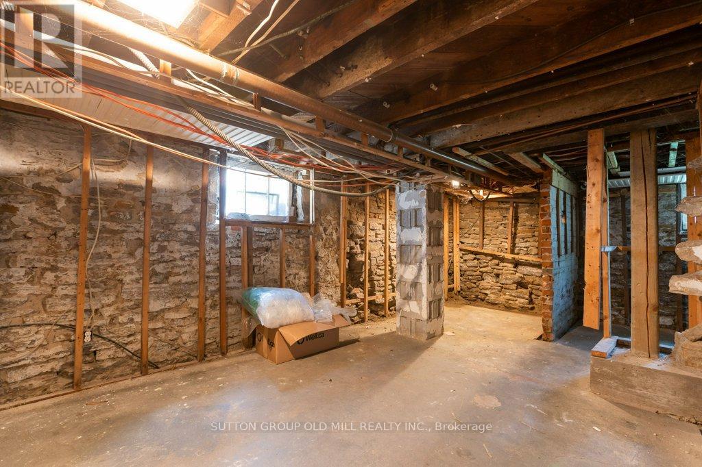 19 Biggar Avenue, Toronto, Ontario  M6H 2N5 - Photo 37 - C13193728