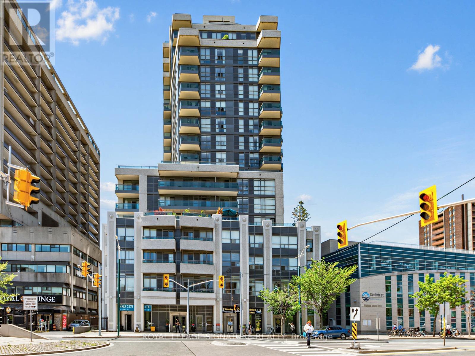 409 - 736 Spadina Avenue, Toronto, Ontario  M5S 2J6 - Photo 1 - C13195244