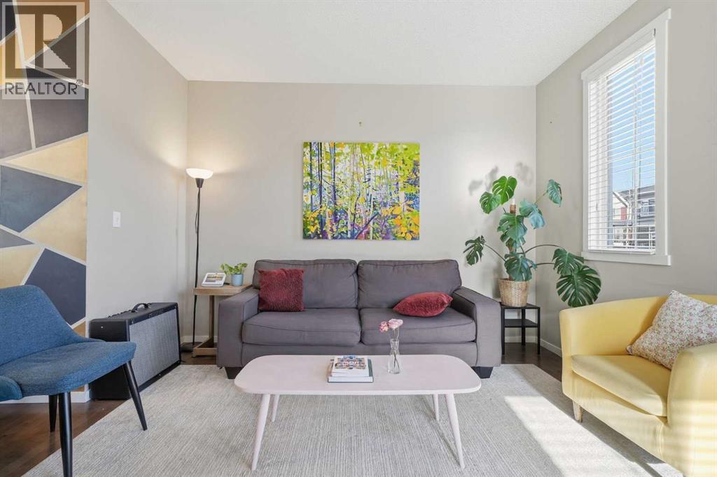 176 Evansview Gardens NW, Calgary, Alberta  T3P 0L2 - Photo 2 - A2287536