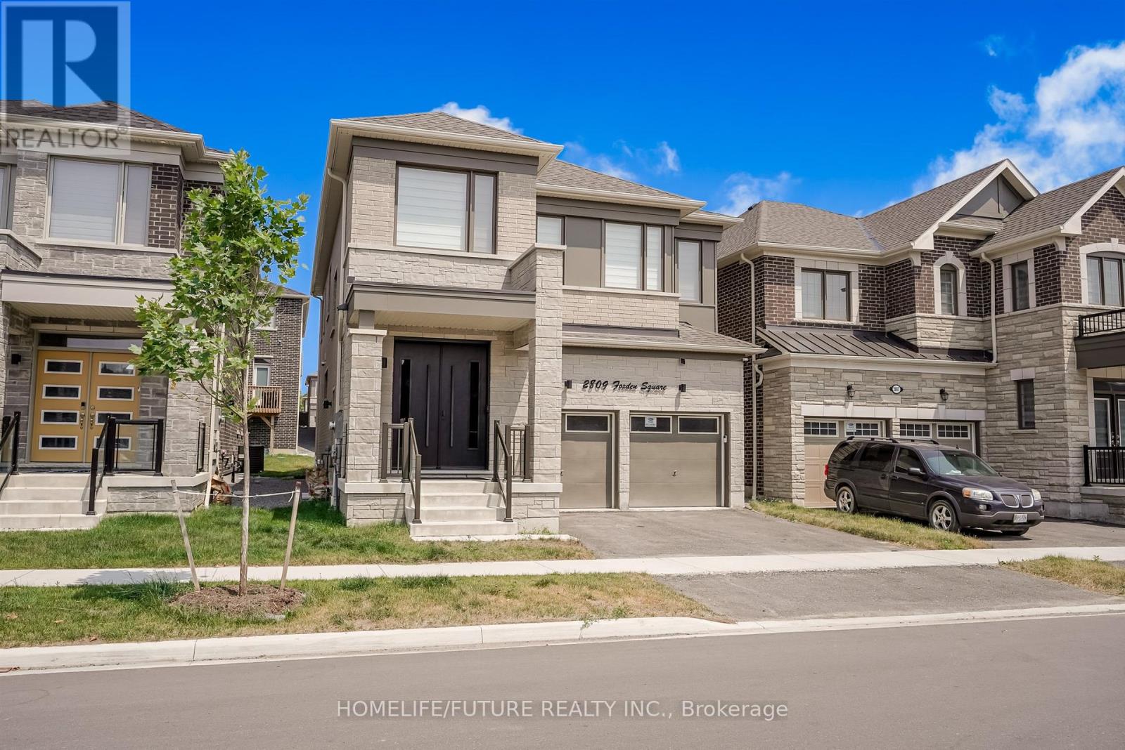 2809 Foxden Square, Pickering, Ontario  L1X 0N8 - Photo 3 - E13193980