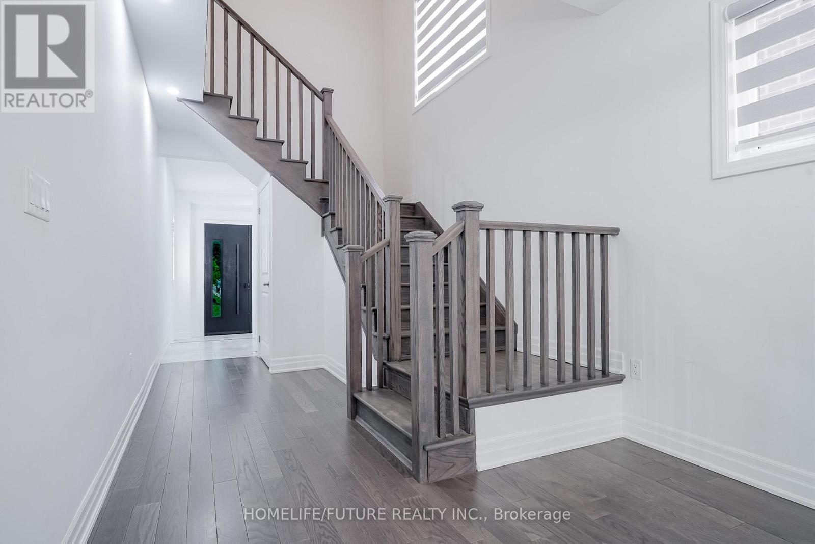 2809 Foxden Square, Pickering, Ontario  L1X 0N8 - Photo 8 - E13193980