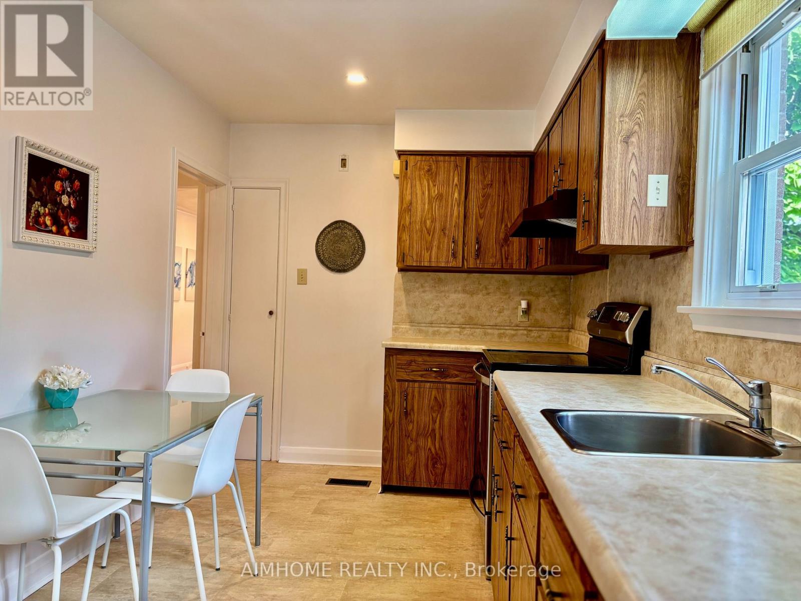 12 Canham Crescent, Toronto, Ontario  M1S 2H6 - Photo 11 - E13194472