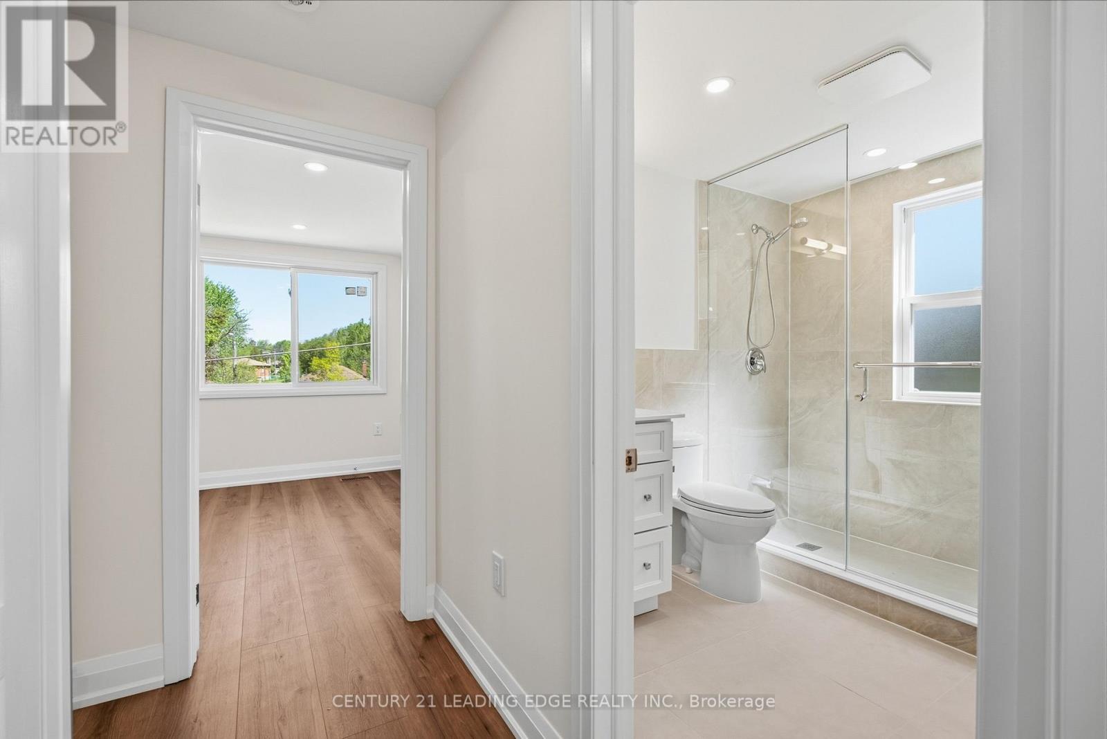 Upper - 141 Roebuck Drive, Toronto, Ontario  M1K 2H9 - Photo 19 - E13194510
