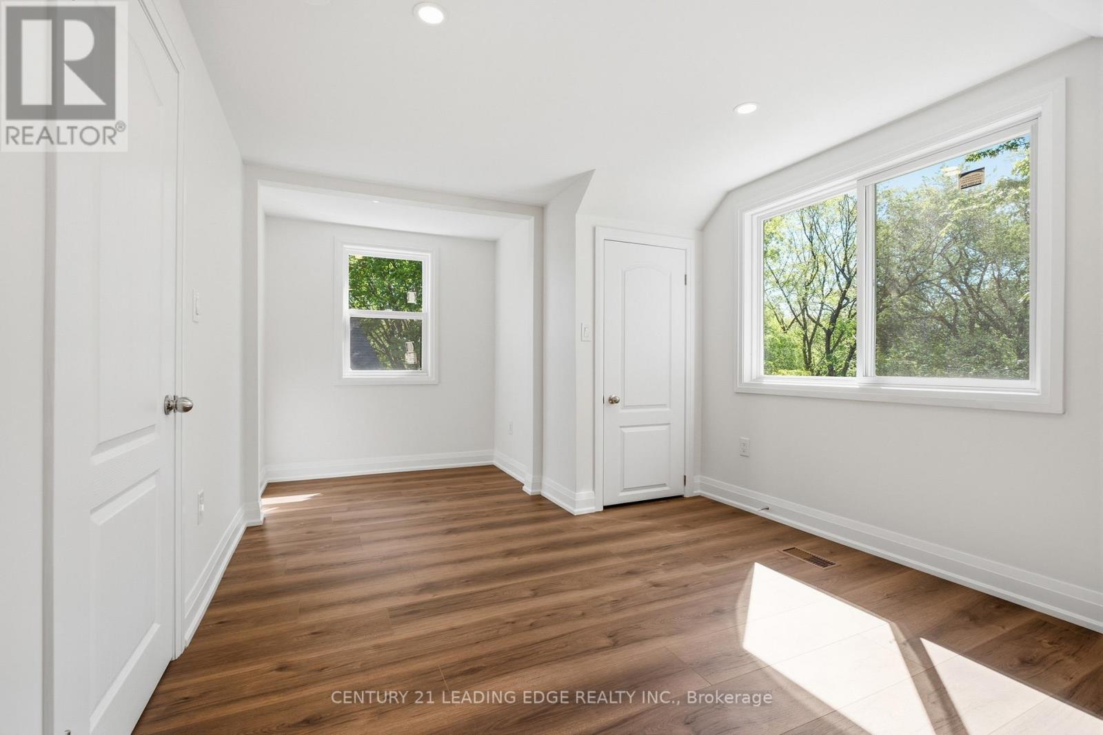 Upper - 141 Roebuck Drive, Toronto, Ontario  M1K 2H9 - Photo 21 - E13194510