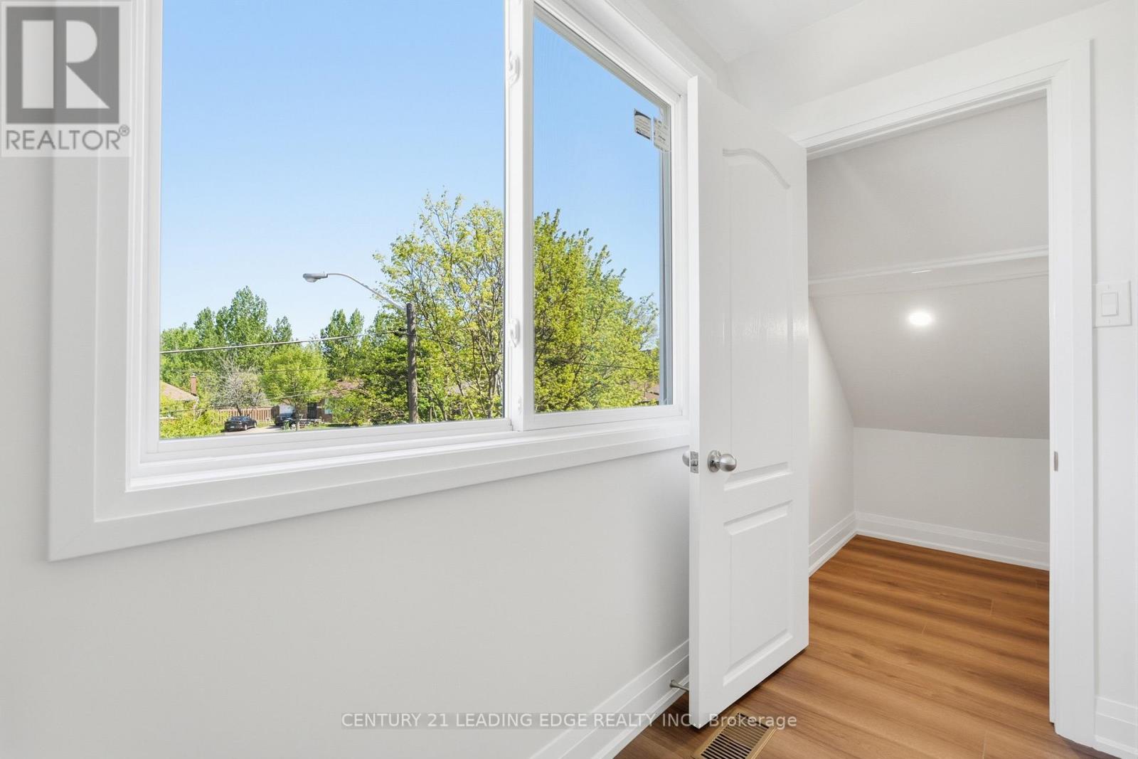Upper - 141 Roebuck Drive, Toronto, Ontario  M1K 2H9 - Photo 28 - E13194510