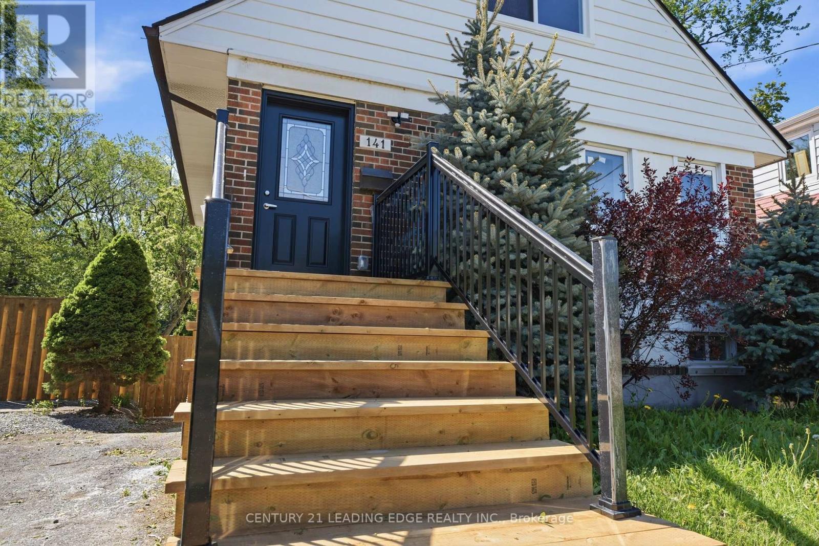 Upper - 141 Roebuck Drive, Toronto, Ontario  M1K 2H9 - Photo 4 - E13194510