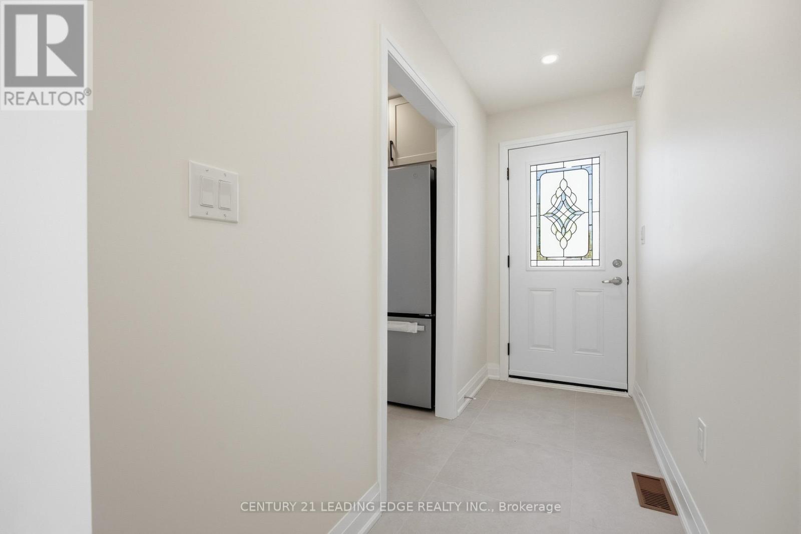 Upper - 141 Roebuck Drive, Toronto, Ontario  M1K 2H9 - Photo 6 - E13194510