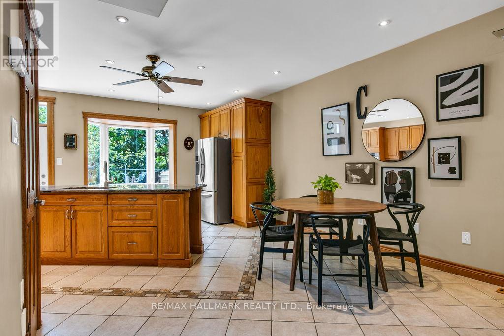 43 Ferris Road, Toronto, Ontario  M4B 1G2 - Photo 11 - E13194524