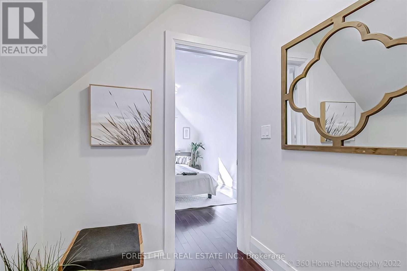 373 Woodbine Avenue, Toronto, Ontario  M4L 3P7 - Photo 21 - E13194582