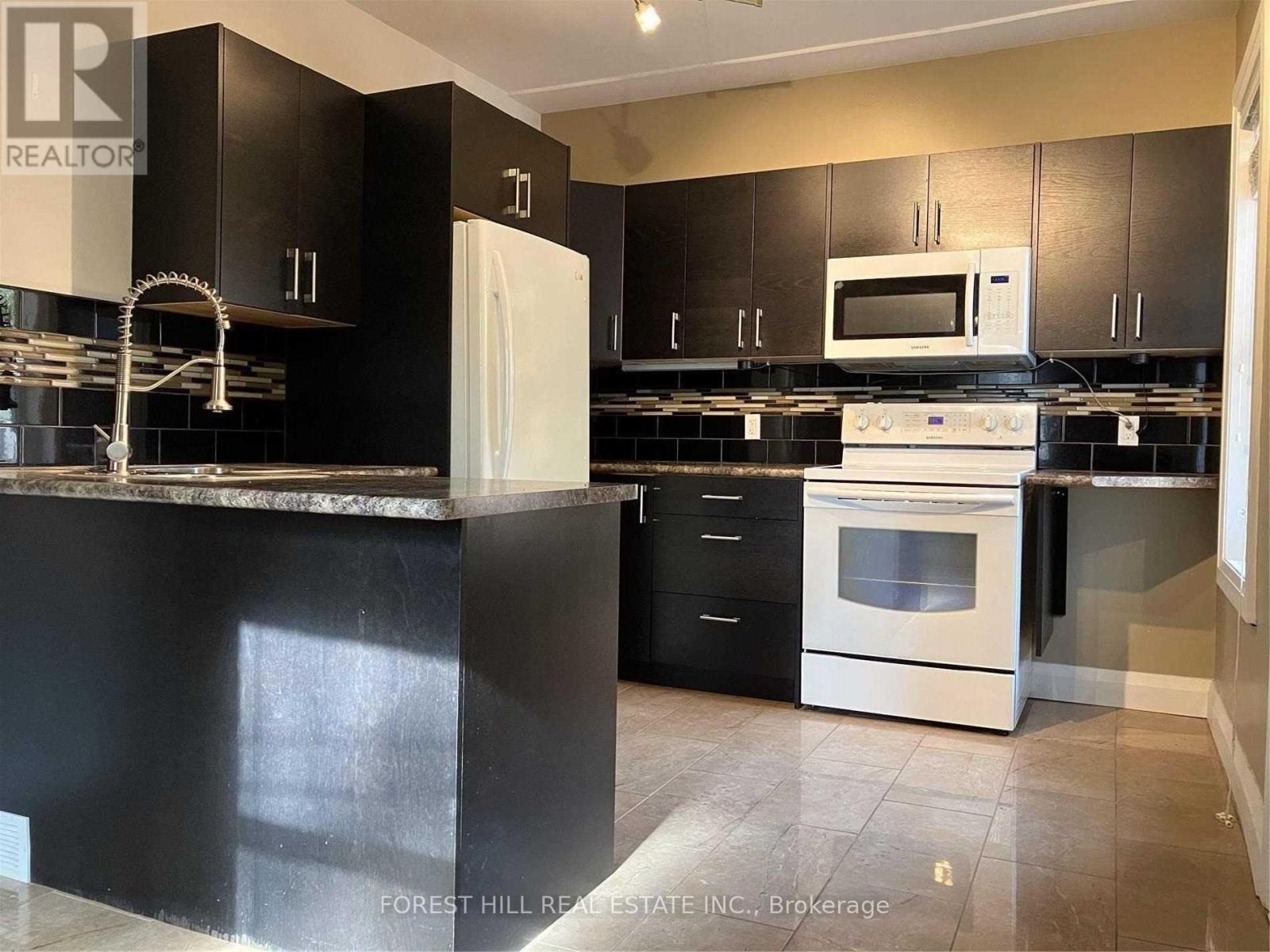 373 Woodbine Avenue, Toronto, Ontario  M4L 3P7 - Photo 32 - E13194582
