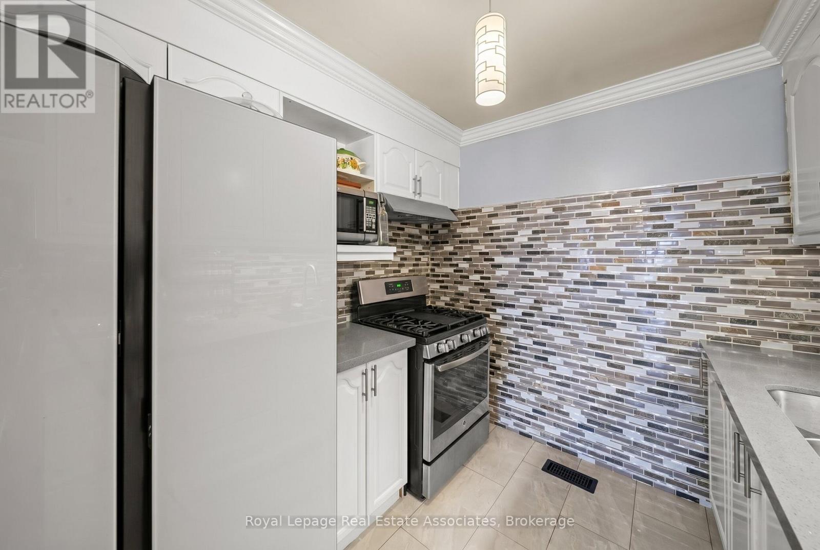 95 Quantrell Trail, Toronto, Ontario  M1B 1L7 - Photo 13 - E13194624
