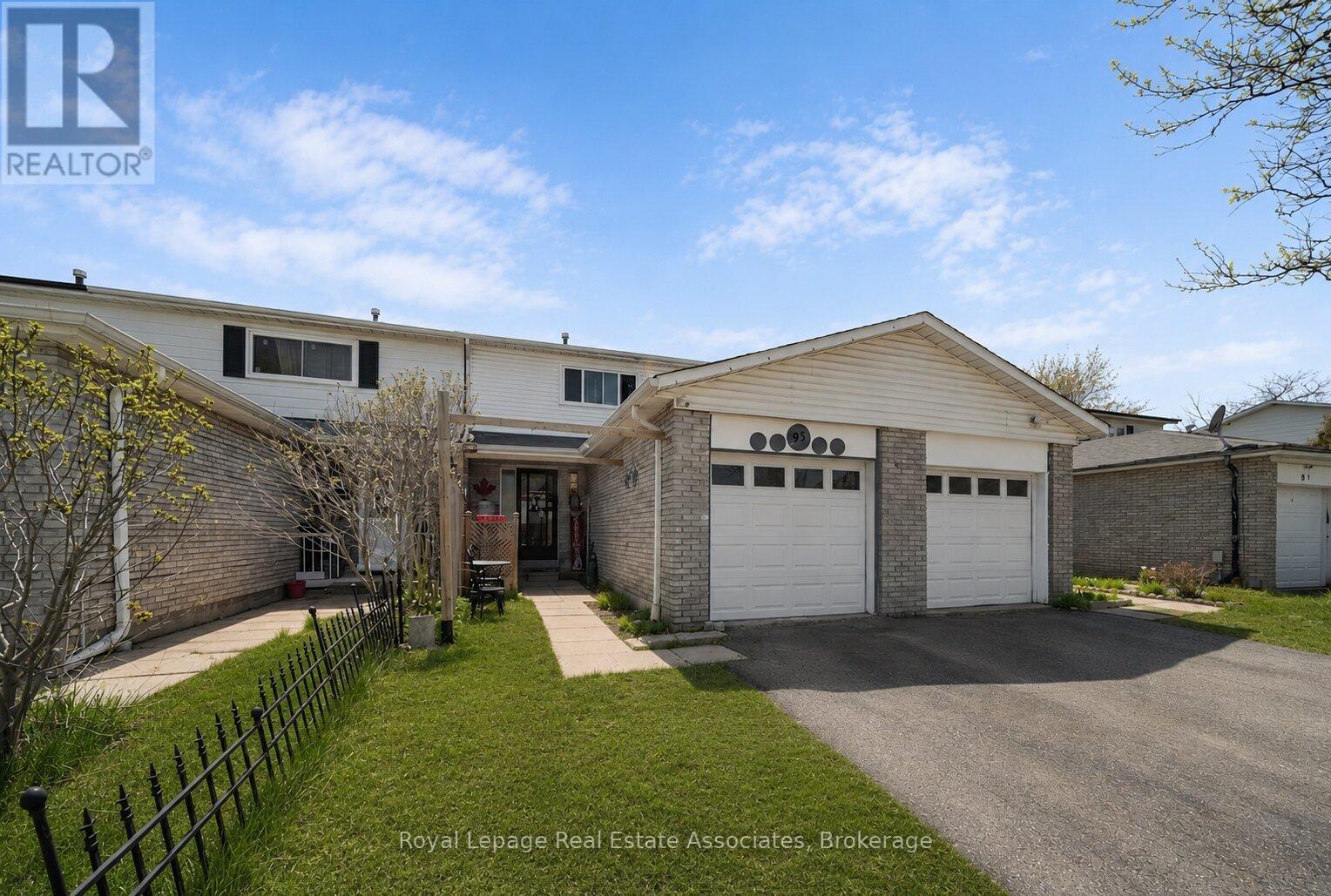 95 Quantrell Trail, Toronto, Ontario  M1B 1L7 - Photo 2 - E13194624