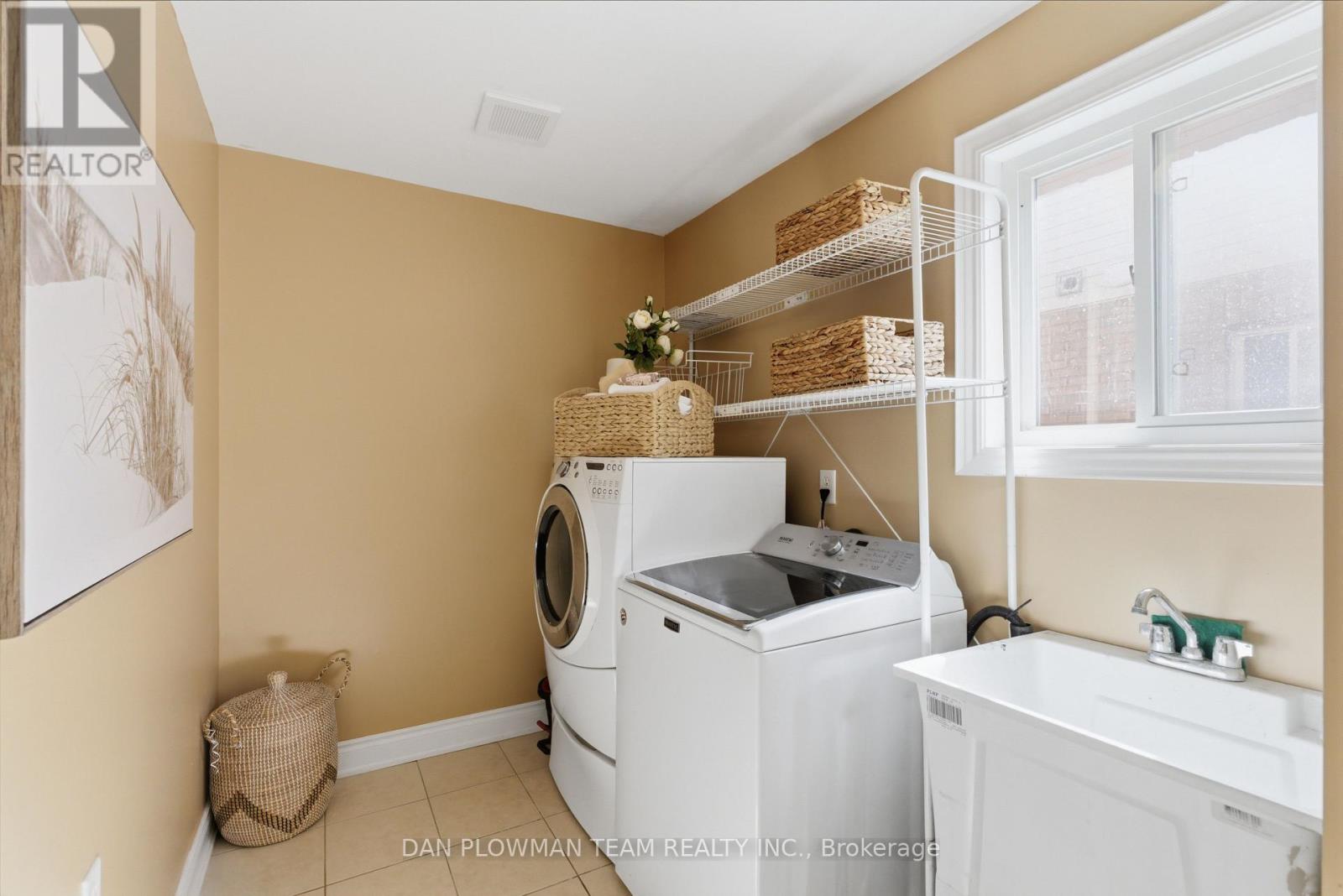 27 Hockley Avenue, Clarington, Ontario  L1C 5P2 - Photo 18 - E13194866