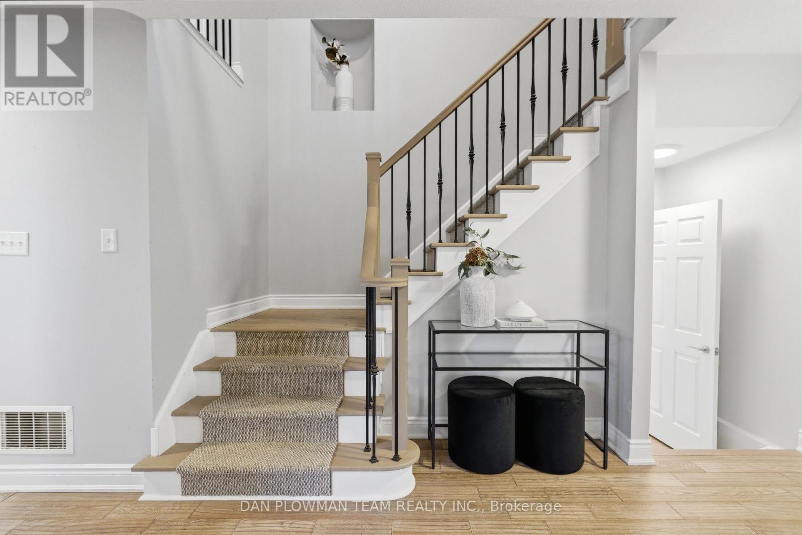 27 Hockley Avenue, Clarington, Ontario  L1C 5P2 - Photo 21 - E13194866