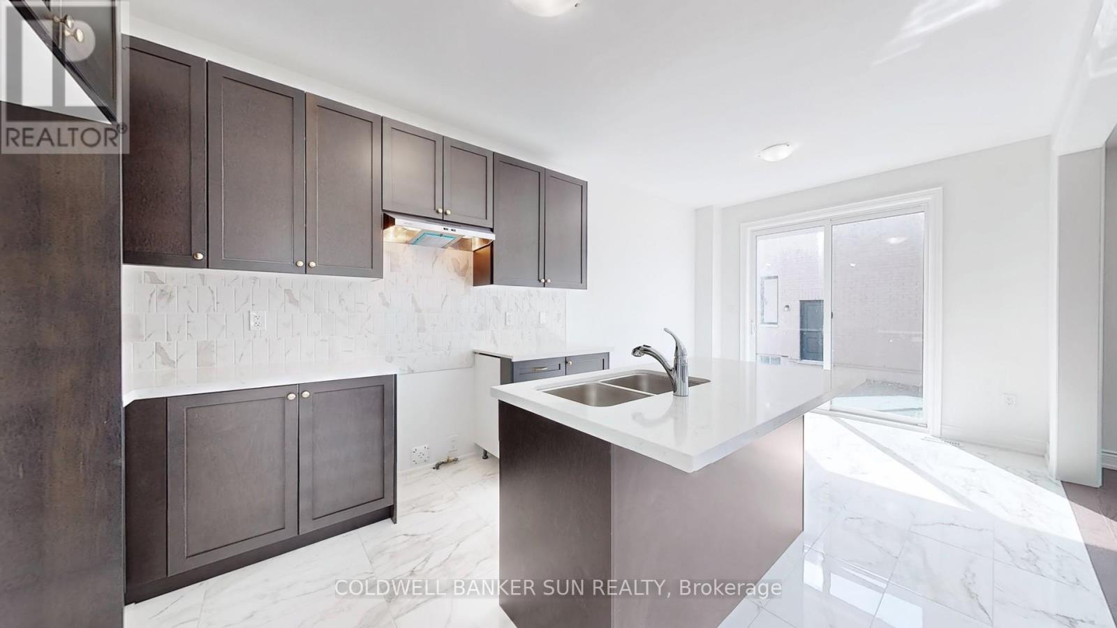 1059 Pisces Trail, Pickering, Ontario  L1X 0P8 - Photo 12 - E13194890