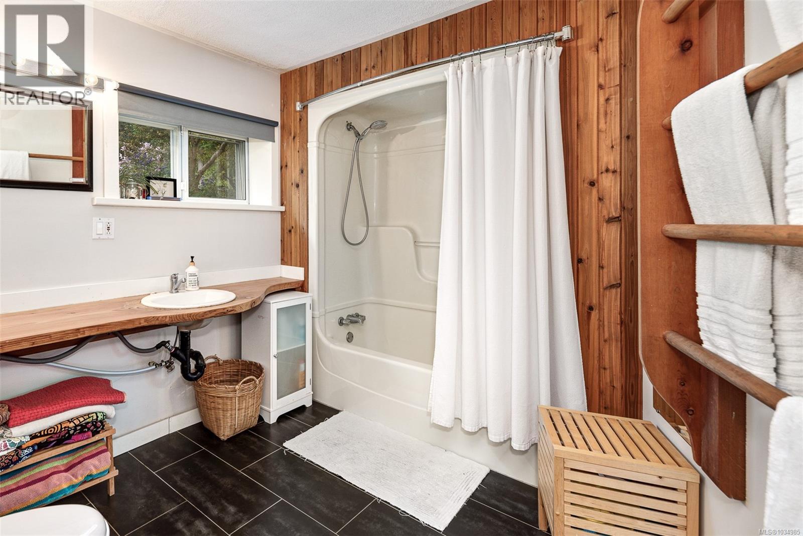 841 Burrill Rd, Galiano Island, British Columbia  V0N 1P0 - Photo 26 - 1034985