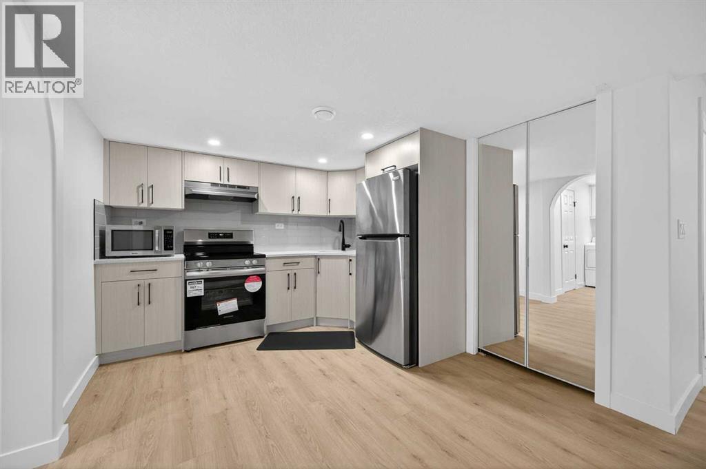 215 Del Ray Road NE, Calgary, Alberta  T1Y 6V9 - Photo 38 - A2313954