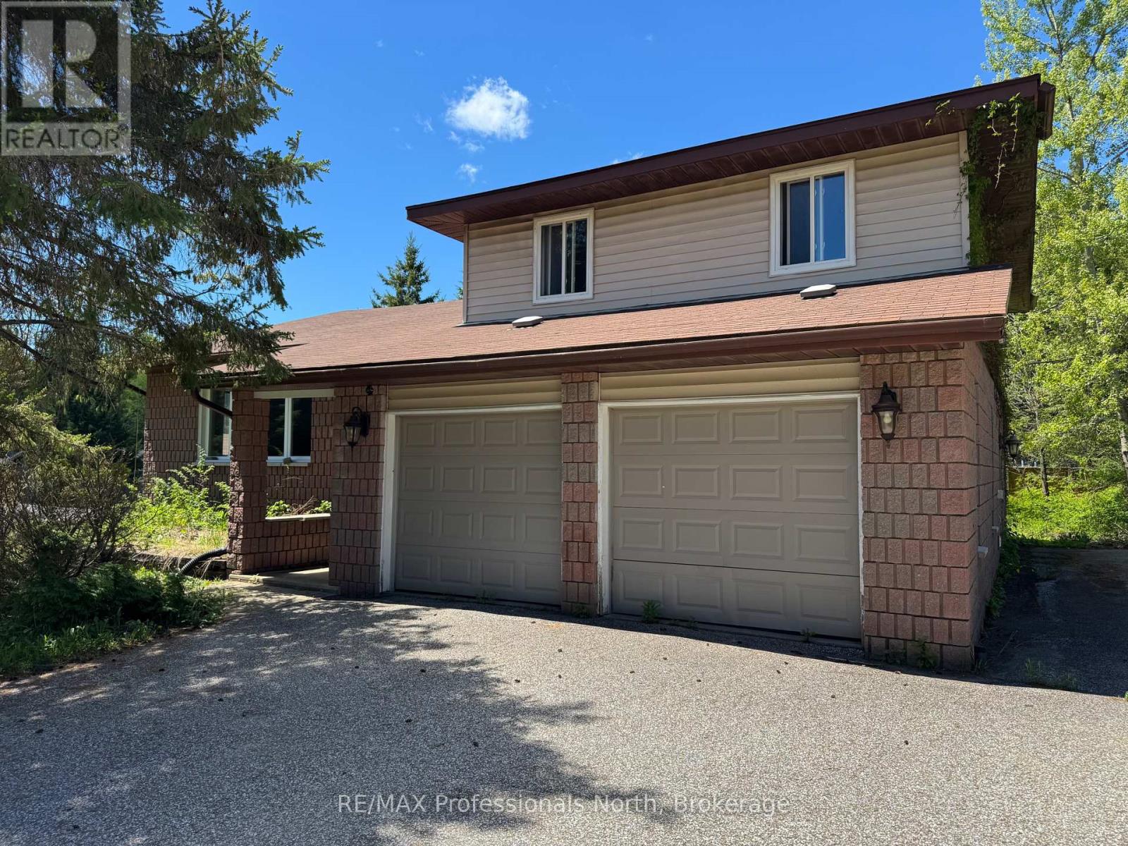 1 GLENDALE ROAD, Bracebridge, Ontario