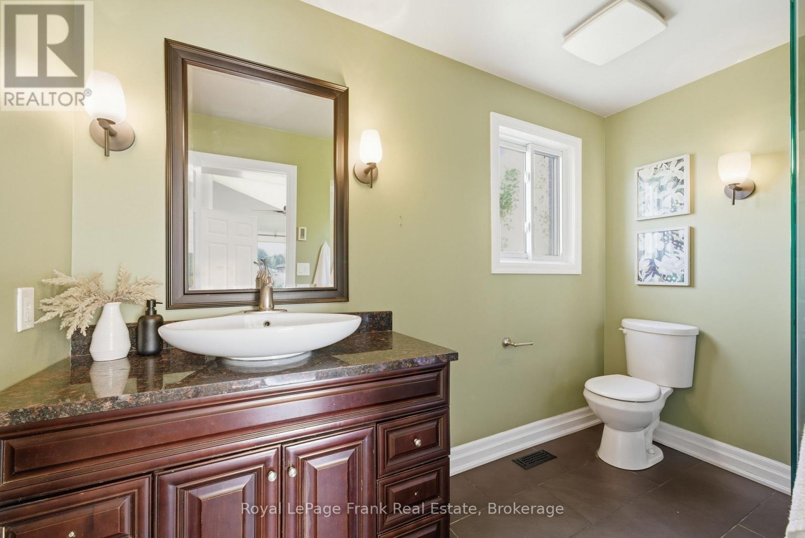 1014 Vistula Drive, Pickering, Ontario L1W 2L9 - Photo 20 - E13196118
